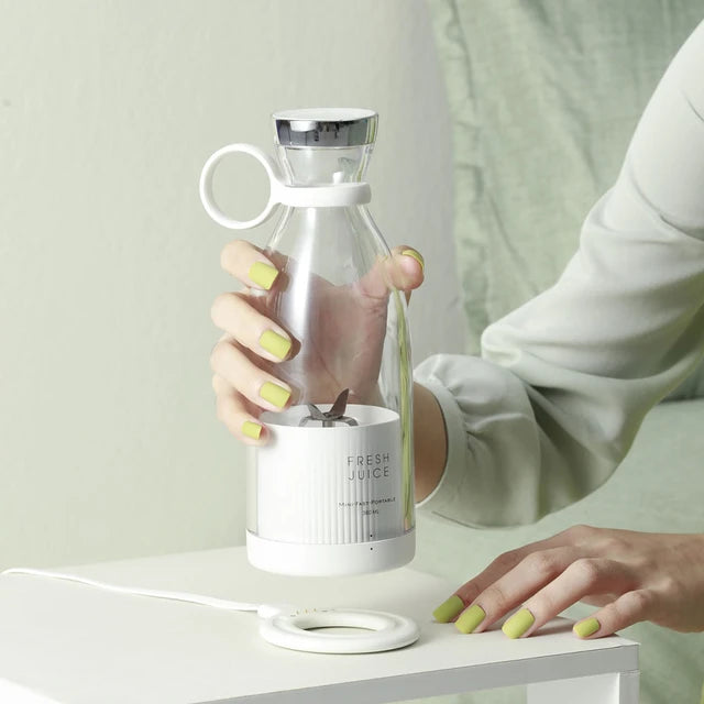 ACME ESSENTIALS™ - FRESH FRUIT BLENDER